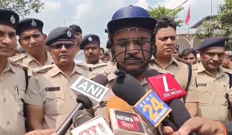 攤販斬首貨車司機 圍觀群眾私刑打死他