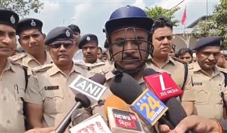 攤販斬首貨車司機　圍觀群眾私刑打死他