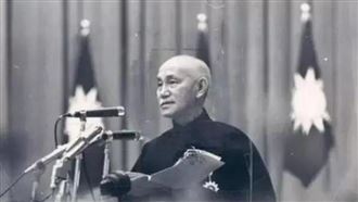 蔣介石為何選擇退守台灣？幕後推手曝光