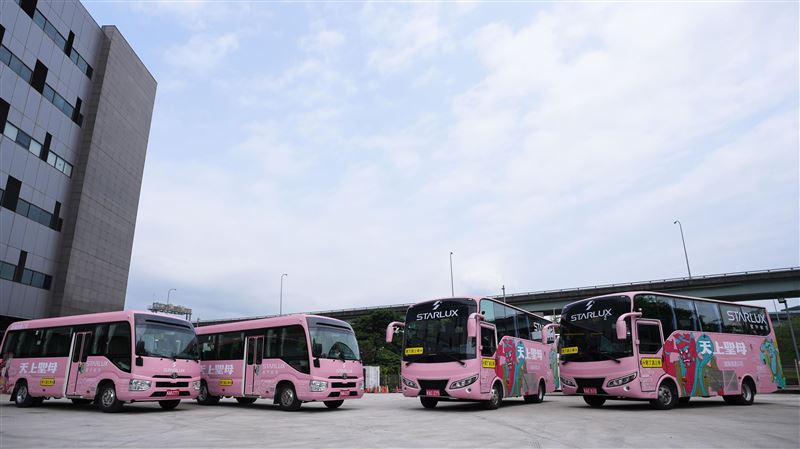 白沙屯媽祖進香　星宇「粉紅巴士」升級