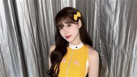 金渡兒毛巾被球迷拿來「開壇作法」。（圖／翻攝自IG）