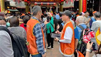 瘋媽祖龐大移動式人潮！電信祭AI技術應對