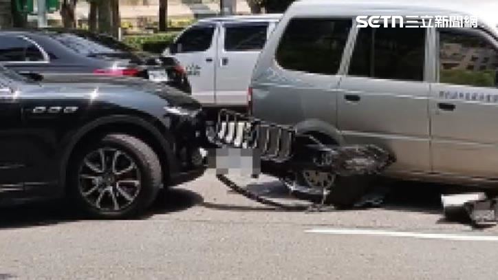獨/海神擦撞小貨車 恐吞近百萬維修費
