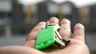 台北夫妻月收8萬只夠租房　嘆追不上物價