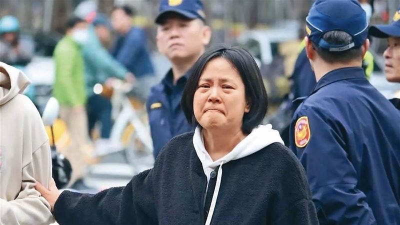 開鍘李貞秀關鍵條文曝 白騎虎難下陷危機