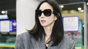 張鈞甯三月底才到巴黎工作，幾乎成空中飛人。