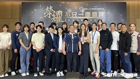 中華奧會榮譽主席林鴻道發放東京、巴黎奧運獎金。（圖／記者戴以柔攝影）