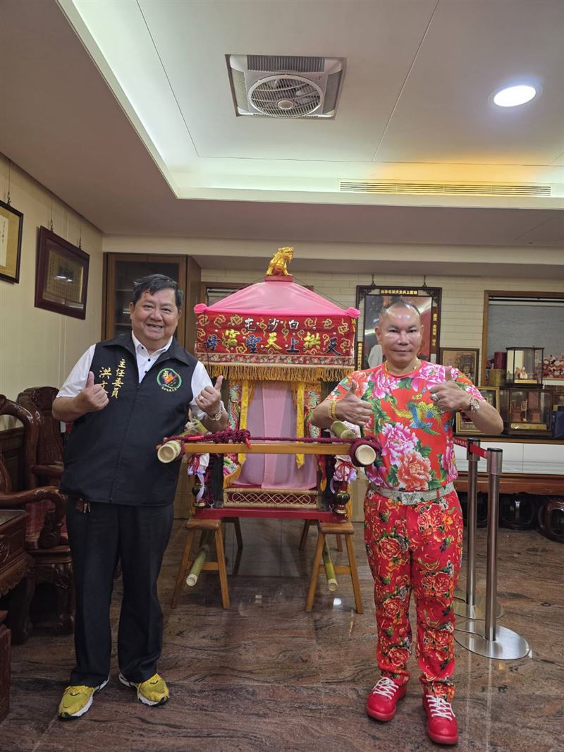 胡漢龑急PO照澄清，當天雙方氣氛融洽，也感謝主委和總幹事的招待。（圖／胡漢龑提供）