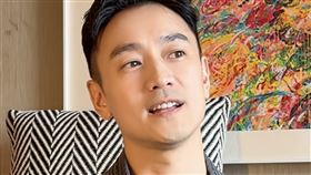 林佑威想對剛出道的自己說「少談點戀愛」。（圖／翻攝自小紅書）