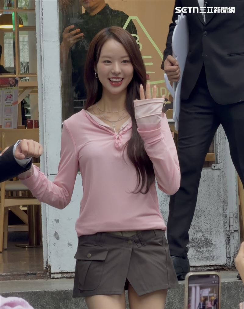 朴喜珗因出演戀愛實境節目《單身即地獄5》爆紅，今來台出席美妝品牌活動。（圖／記者王培驊攝影）