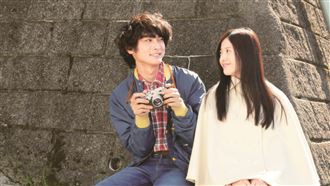 高良健吾、吉高由里子展默契　勾影迷回憶