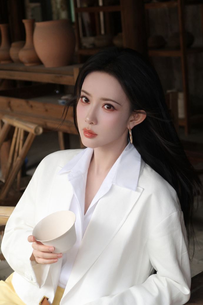 孟子義對於工作非常敬業。（圖／翻攝自孟子義微博）