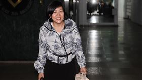 民眾黨中評會開除李貞秀黨籍（2）民眾黨13日舉行中評會，決議開除立委李貞秀黨籍，李貞秀也失去不分區立委資格。會後李貞秀（圖）現身黨部樓下，接受媒體聯訪時表示，感謝大家的關心。中央社記者趙世勳攝　115年4月13日