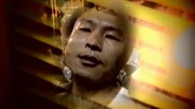 陳進興逃竄7個多月，大台北地區人心惶惶。他殘忍行刑式槍殺方保芳診所3人，還挾持南非武官全家、甚至跟電視台主播連線。（圖／三立新聞資料照、翻攝自《燕仔你是飛去叼MV》、記者鍾志鵬攝影、大是文化提供） 