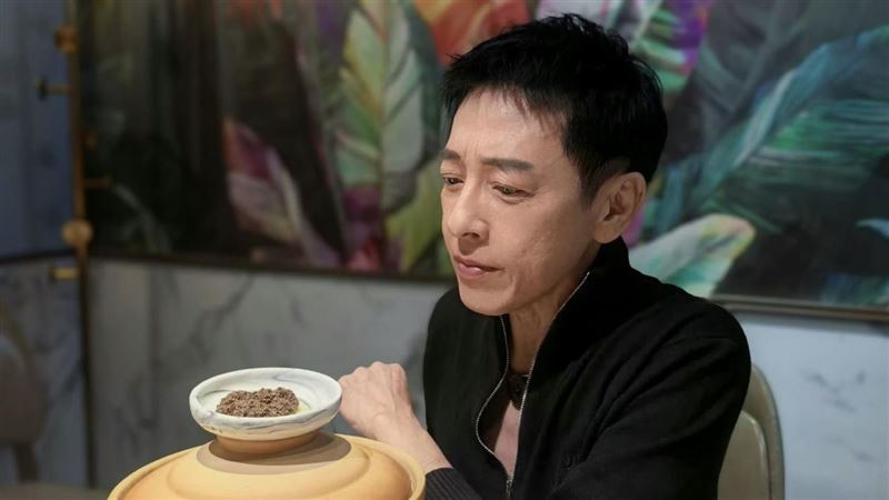 昔病倒進ICU搶命　資深男星暴瘦近況曝光