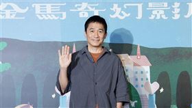 數百名粉絲聚集要想要一睹偶像風采。（圖／記者趙于瑩攝影）