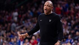 密爾瓦基公鹿隊正式宣布解雇總教練瑞佛斯（Doc Rivers）。（圖／美聯社／達志影像）
