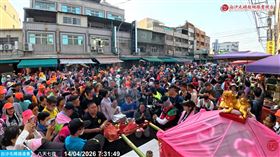 白沙屯媽祖,婦人,痛哭,走失,婆婆,協尋,台中,大肚（圖／翻攝YT白沙屯媽祖網路電視台）