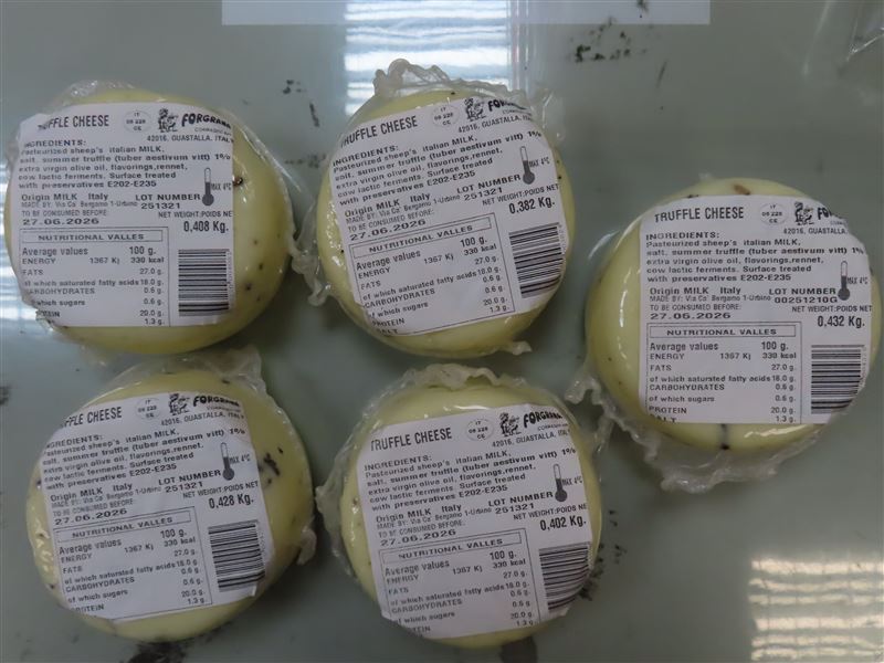 「河洛企業股份有限公司」報驗的義大利乾酪，檢出大腸桿菌違規。（圖／食藥署提供）