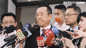 韓媒稱台灣潛艦國造將韓國技術人員「用完即丟」，顧立雄受訪回應。（圖／記者楊士誼攝影）