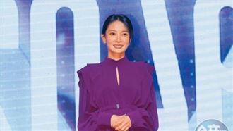 遍尋中西醫仍不孕　李亦捷閨房戴花施法