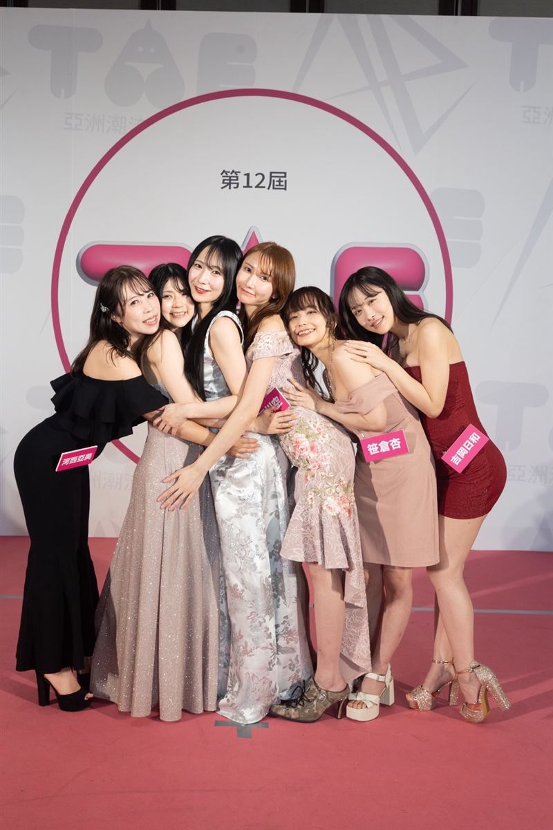 河西亞美（左起）、佐野櫻桃、京本晴美、天川空、笹昌杏、吉岡日和。（圖／博展國際提供）
