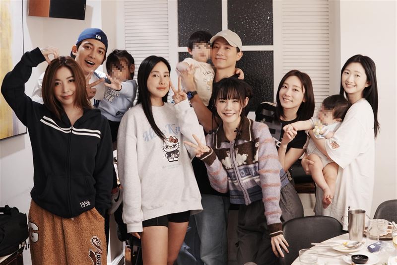 粿粿開庭前夕缺席《全明星》紅隊聚會。(圖/翻攝自吳心緹臉書)