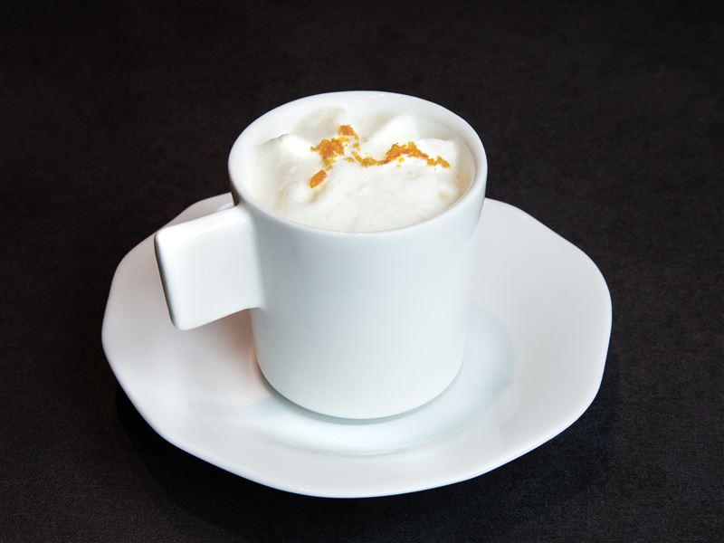 蕃茄澄清鮮貝凍。（圖／品牌業者提供）