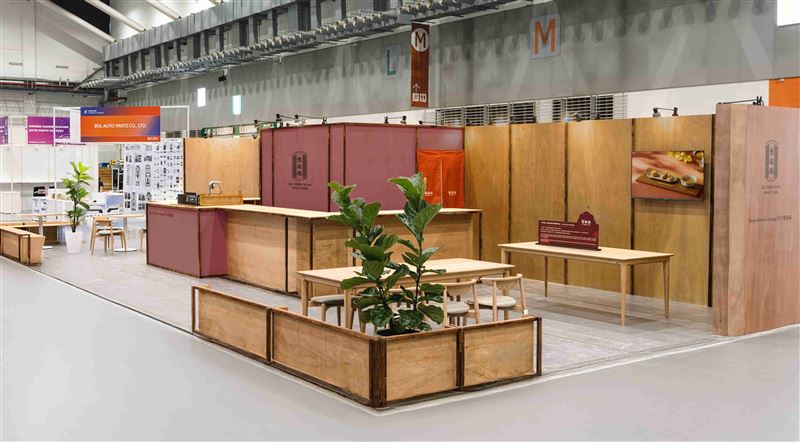 舊振南進駐360&deg; Mobility Mega Shows，以「買主服務區」規劃形式，以漢餅向世界賓客獻上滿滿台灣祝福。（圖／品牌業者提供）