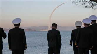 金正恩視察驅逐艦試射　專家：以伊朗為戒