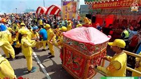 白沙屯媽祖進香吸引46萬香燈腳報名，網友疑惑「到時跟著走就好幹麻特地報名」，其他內行網友揭內幕。（圖／翻攝自白沙屯拱天宮臉書）

