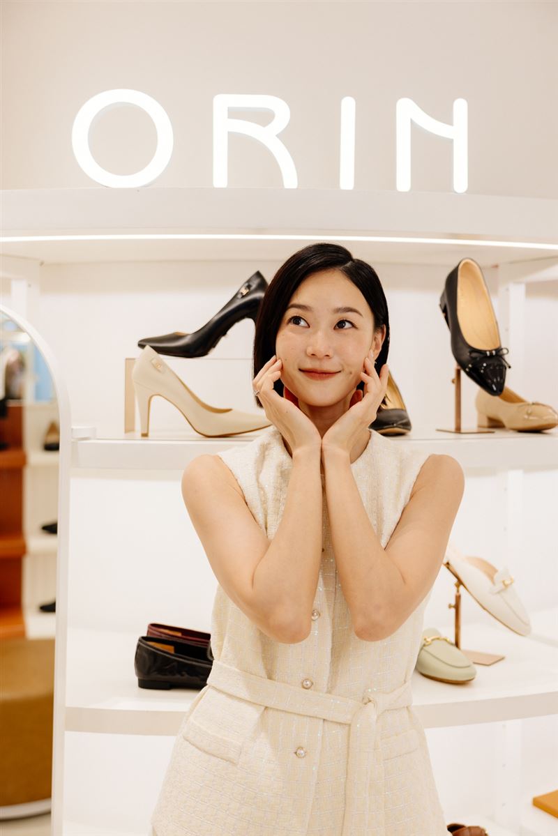 鍾瑶私下早已是品牌愛用者，笑稱自己是「囤鞋等級」。（圖／東笙集團提供）