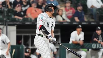 連2顆151投紅中　村上第1球界外、第2球轟