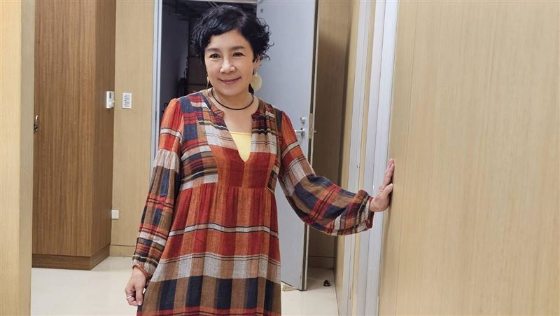 月開銷燒10多萬 女星網購帝王蟹罐頭被騙