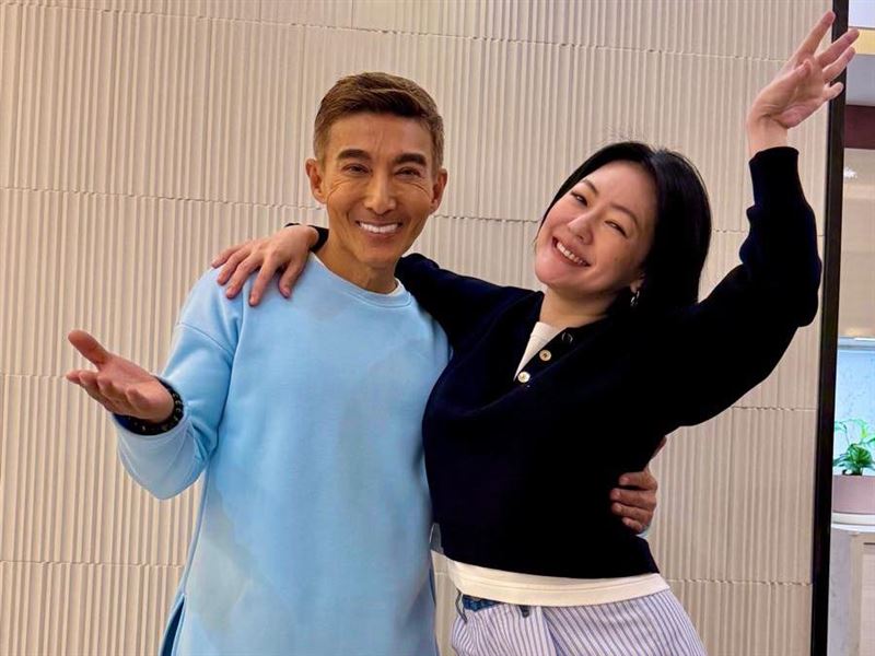 潘若迪暖心迎接小S回歸節目主持。（圖／翻攝自臉書）