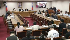 總預算似乎有解，立院黨團協商決議要行政院在總預算付委後半年內，提出軍警消待遇修法，民眾黨也會撤回總預算復議案。（圖／翻攝畫面）