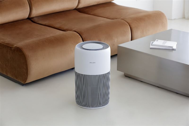迎戰換季與梅雨季，飛利浦全新推出AC2220抗敏奈Plus+空氣清淨機。（圖／品牌業者提供）