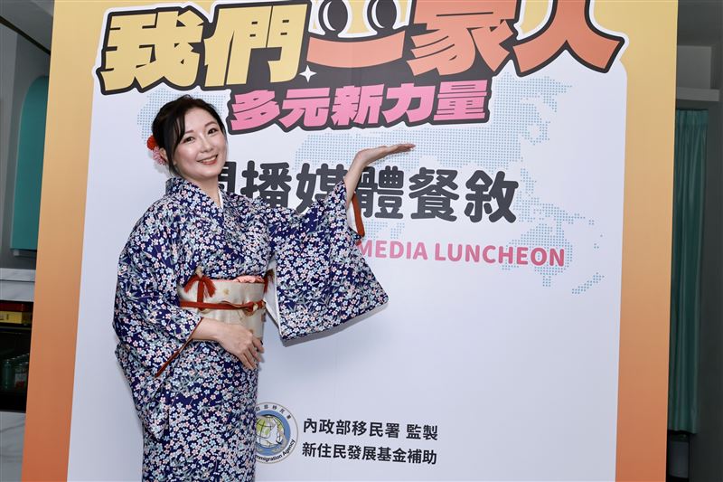 日本女神梨梨亞甜美現身,展現新住民在台發展的自信與魅力。(圖/民視提供)