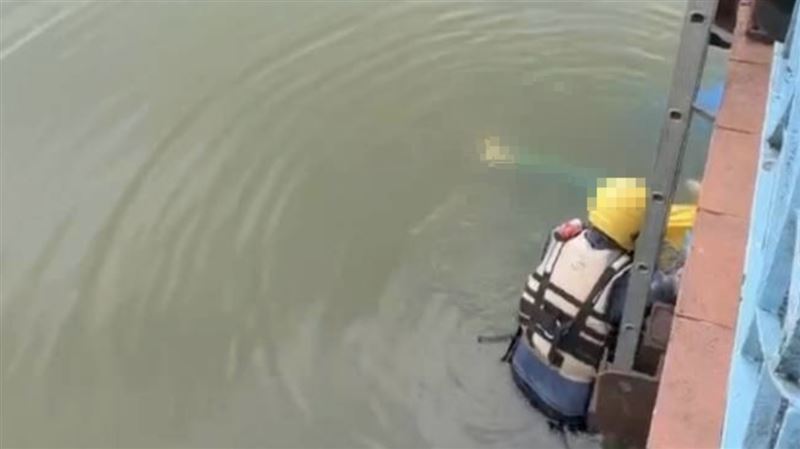 新/以為釣到大魚⋯奮力拉起釣竿驚見浮屍