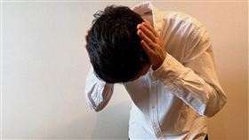 一名人妻外遇多次與小王開房間激戰，被丈夫從手機抓包出軌。（示意圖，photoAC）