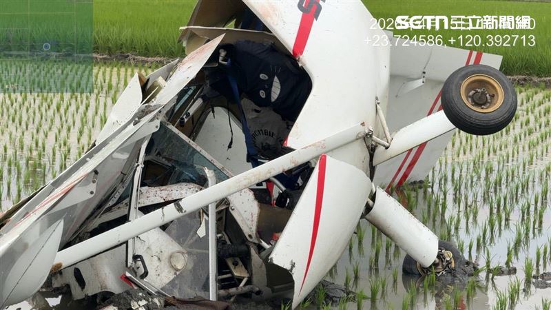 獨／雲林虎尾驚傳墜機　輕航機「栽落田」