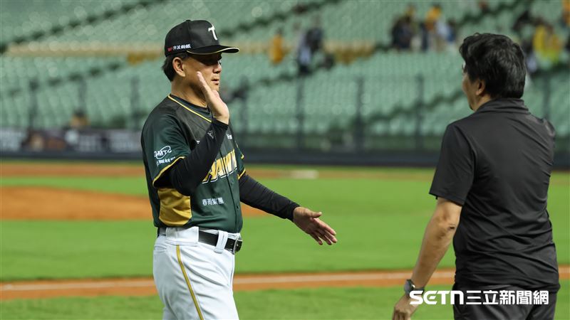雄鷹2出局後拿下3分 洪總點出細節是關鍵