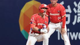 張政禹延長賽敲出超前安打。
