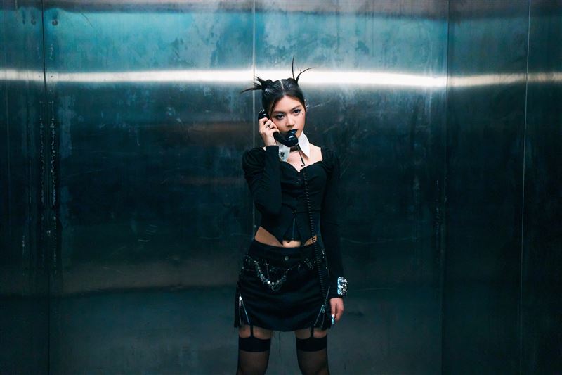 楚晴〈BURNOUT DYNASTY〉MV入圍國際大獎。（圖／JFJ Productions提供）