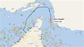 中國籍油輪「富星號」，14日成功穿越荷莫茲海峽。（圖／翻攝自Vessel Finder官網）