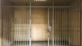 東莞樟木頭收容所爆出曾大規模虐待民眾，涉嫌人口販賣或販售器官。（示意圖，photoAC）