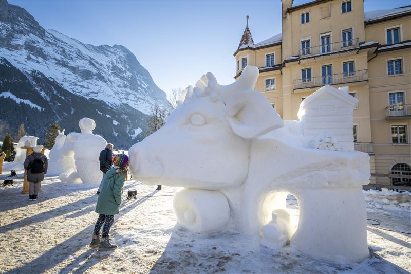 2025世界雪雕節日景World Snow Festival。（圖／格林德瓦旅遊局提供）