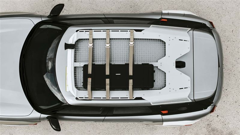 加裝訂製鋁合金車頂架，不失休旅車的實用性。（圖／翻攝Mini網站）