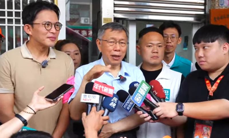 李貞秀爆哭喊別為難柯　柯文哲：先安靜…