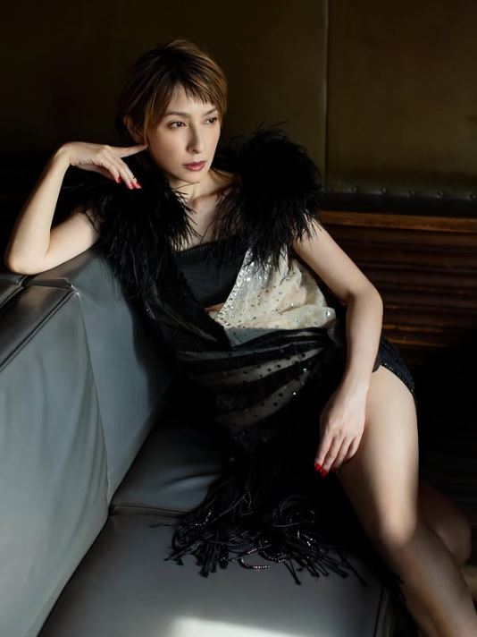 網友大讚凍齡美貌。（圖／翻攝自IG @megumi_okina）